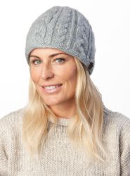 fleck - cable beanie - pearl grey