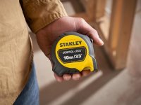 Stanley Tools CONTROL-LOCK? Pocket Tape 10m/33ft (Width 25mm)