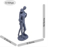 Elur Iron Figurine Couple In Embrace 18cm - Grey Shimmer