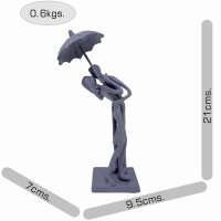 UMBRELLA COUPLE COURTING Elur Iron Figurine