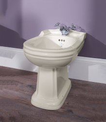 Silverdale Balasani Freestanding Bidet - Old English White