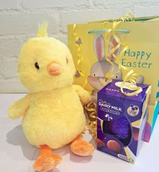 Easter Gift Set Cadbury's Button Easter Egg & Chick Plush Soft Toy Gift Bag