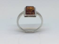 Silver Oblong Amber Ring