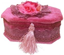 Velvet Rose Jewellery Box With Accessories Gift Set - Free Gift Bag