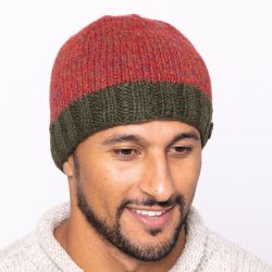 Pure Wool Heather border beanie - rust heather - dark green border