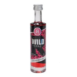 Mini Wild Vodka and Chocolates Hamper: 5cl Apple and 5cl Strawberry Vodka, Banoffee, Chilli and Lime Choc bars