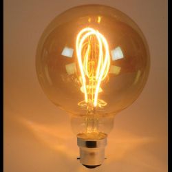 Lyyt 157.916 G95 Loop Retro-Styled Filament Lamp 5W Warm White Light Output