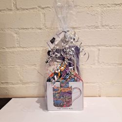 Cadbury's Hot Chocolate & Graffiti Love Mug Teenage Gift Set