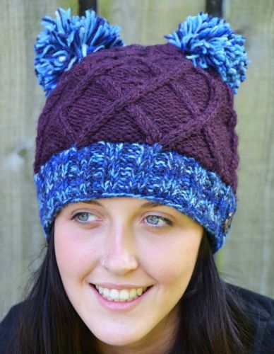 Two pom cable hat - pure wool - hand knitted - purple blue