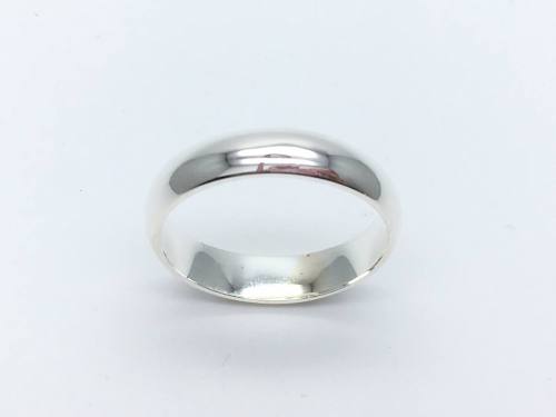Silver D Shaped Wedding Ring 6mm Z plus 2