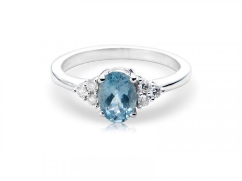 9ct Gold Diamond & Aquamarine Ring