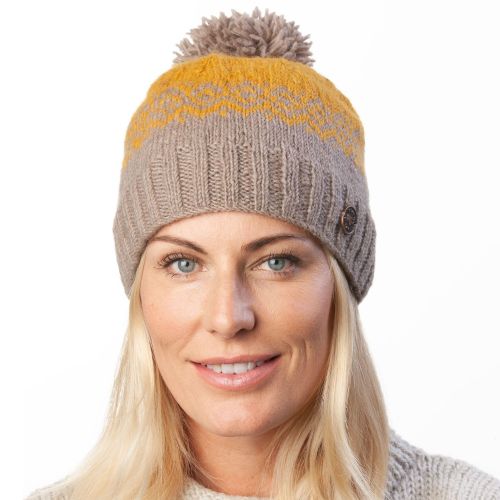 Naya Pure Wool - Dot Diamond bobble hat - honey taupe